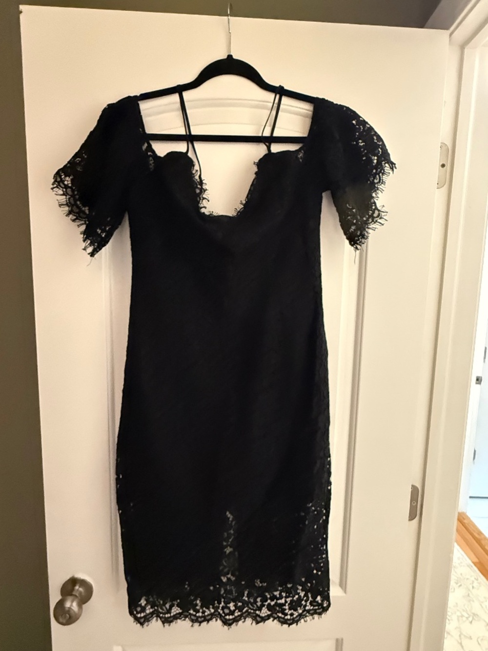 Bardot size M dress